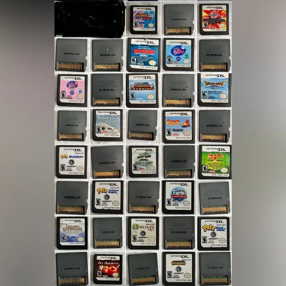 Nintendo DS Game Collection - Picture 1 of 4